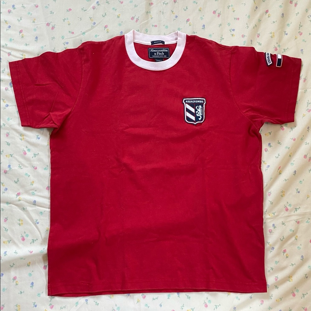 Vintage Abercrombie & Fitch Men’s Soccer T-shirt